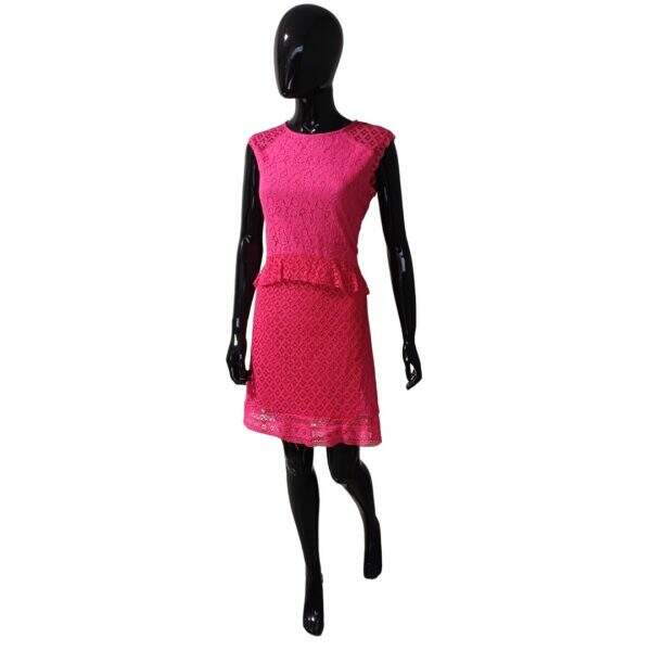 Vestido Curto Pink Renda Pink Sem Manga - Tam.: M - Mamô - Cod. 020009